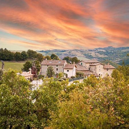 Tenuta Borgo Santa Cecilia Gubbio Exteriör bild