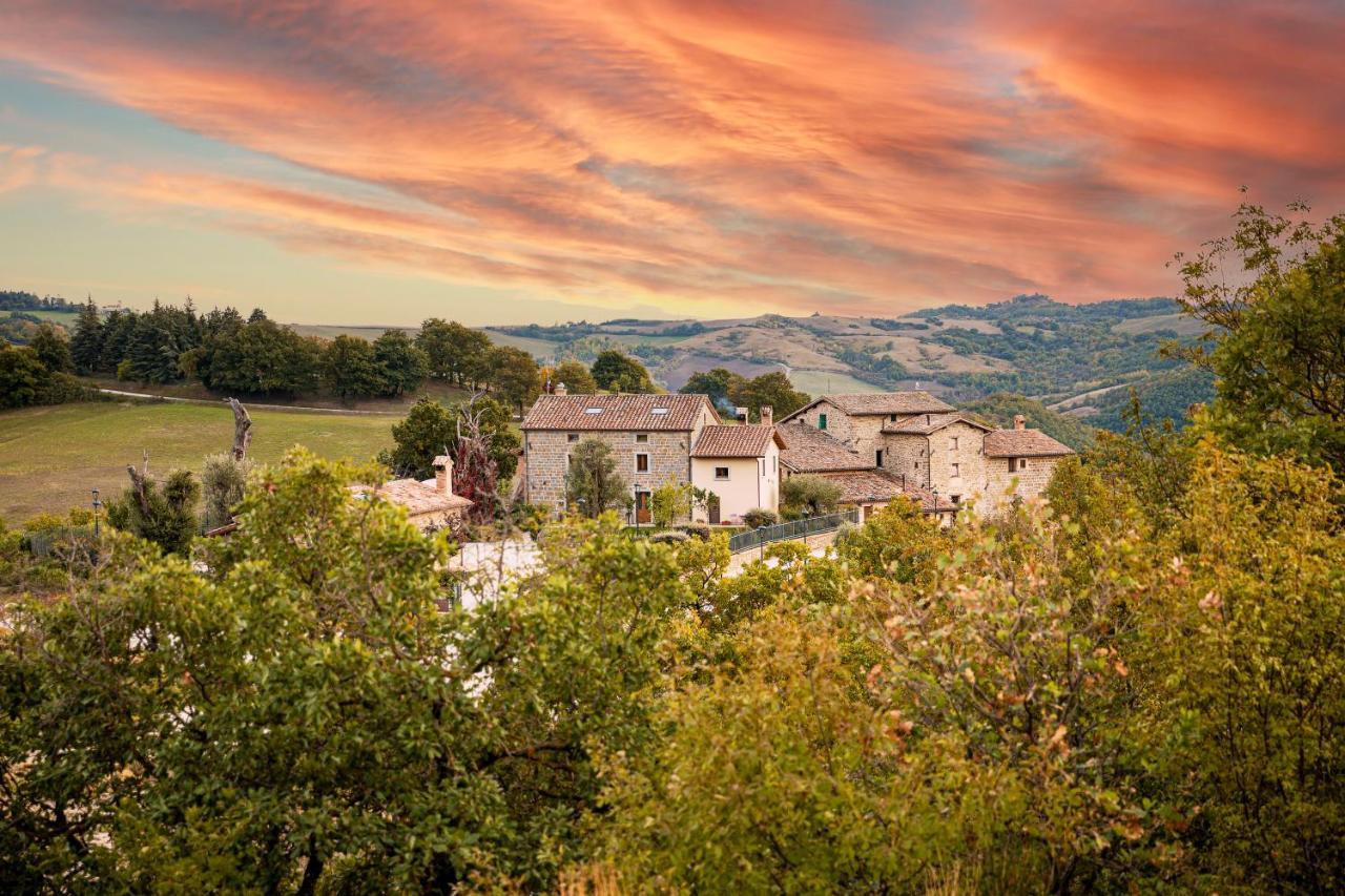 Tenuta Borgo Santa Cecilia Gubbio Exteriör bild