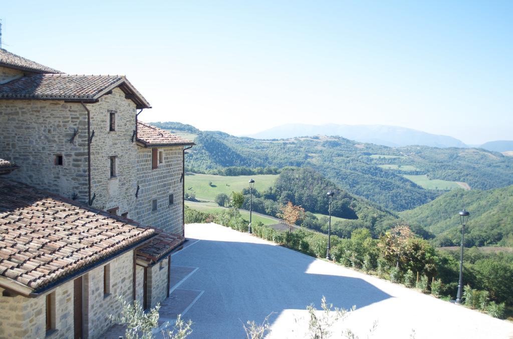 Tenuta Borgo Santa Cecilia Gubbio Exteriör bild