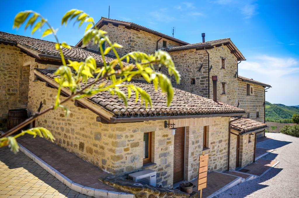 Tenuta Borgo Santa Cecilia Gubbio Exteriör bild