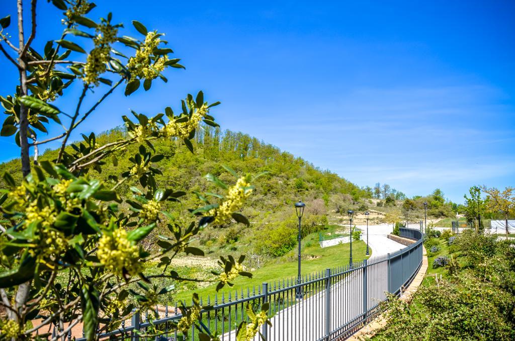 Tenuta Borgo Santa Cecilia Gubbio Exteriör bild